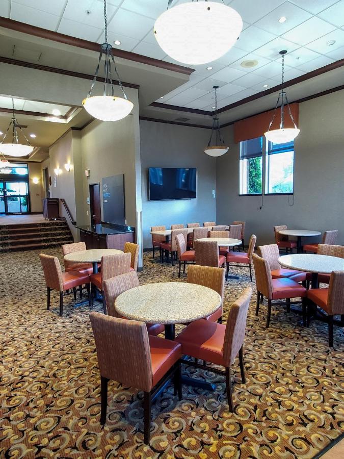 Holiday Inn Express Hotel & Suites Portland-Northwest Downtown By Ihg Exterior foto