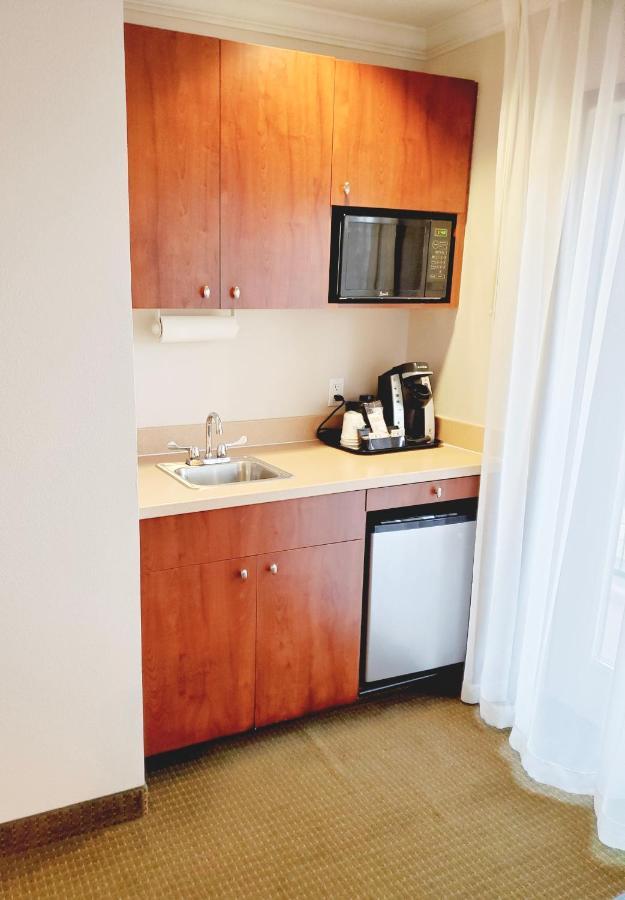 Holiday Inn Express Hotel & Suites Portland-Northwest Downtown By Ihg Exterior foto